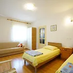 Maria * Podstrana