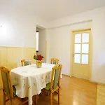 Apartment Maria Podstrana